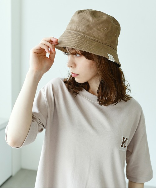 KANGOL EXTRA COMFORT（カンゴールエクストラコンフォート）の「ラウンドヘム　Kロゴワッペン半袖Tシャツ（Tシャツ/カットソー・レディース・チャコールグレー/ブルーグレー/オフホワイト/ベージュ・LL/M/L）」の5枚目の写真