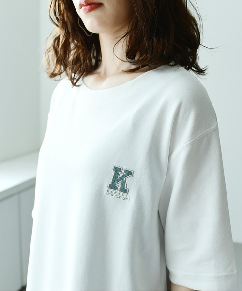 KANGOL EXTRA COMFORT（カンゴールエクストラコンフォート）の「ラウンドヘム　Kロゴワッペン半袖Tシャツ（Tシャツ/カットソー・レディース・チャコールグレー/ブルーグレー/オフホワイト/ベージュ・LL/M/L）」の17枚目の写真