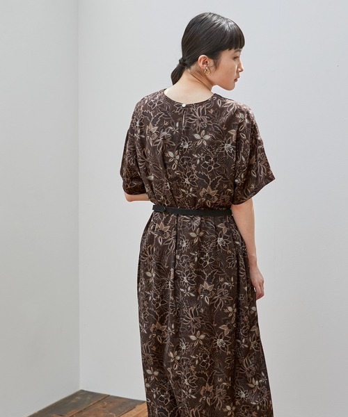 EMMA（EMMA CLOTHES）（エマ）の「【EMMA】オリジナルアートフラワープリントトップス（ワンピース・レディース・ホワイト/ブラウン・FREE）」の10枚目の写真