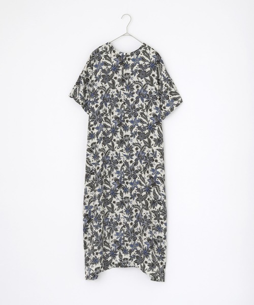 EMMA（EMMA CLOTHES）（エマ）の「【EMMA】オリジナルアートフラワープリントトップス（ワンピース・レディース・ホワイト/ブラウン・FREE）」の4枚目の写真