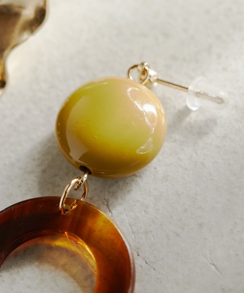 CIAOPANIC TYPY（チャオパニックティピー）の「lilマーブルリングアシメカラーピアス（ピアス（両耳用）・レディース・ブラウン/グレー・ONE SIZE）」の3枚目の写真