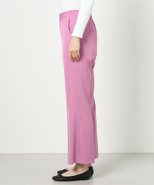 NANO universe（ナノユニバース）の「カラーセンタープレスストレートパンツ（スラックス・レディース・ミント/クリーム/ブルー/ピンク・FREE）」の5枚目の写真