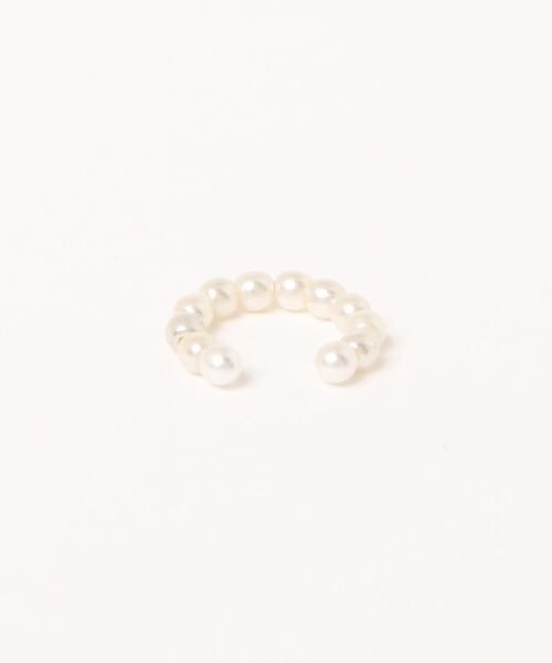 flower（フラワー）の「パーリーイヤーカフ（イヤーカフ・レディース・ホワイト・FREE）」の2枚目の写真