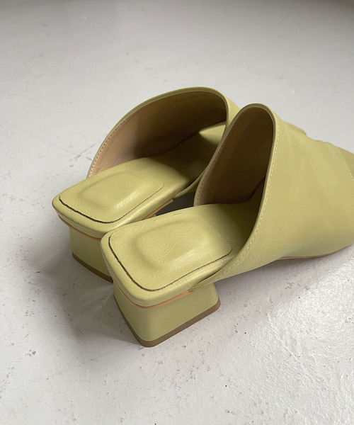 SANSeLF(サンセルフ)の「【SANSeLF】square open toe mule sans10s1(サンダル・レディース・ホワイト/ブラック/イエロー・40/38/39/35/36/37)」の16枚目の写真