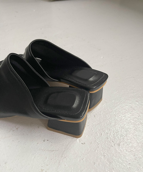 SANSeLF(サンセルフ)の「【SANSeLF】square open toe mule sans10s1(サンダル・レディース・ホワイト/ブラック/イエロー・40/38/39/35/36/37)」の7枚目の写真