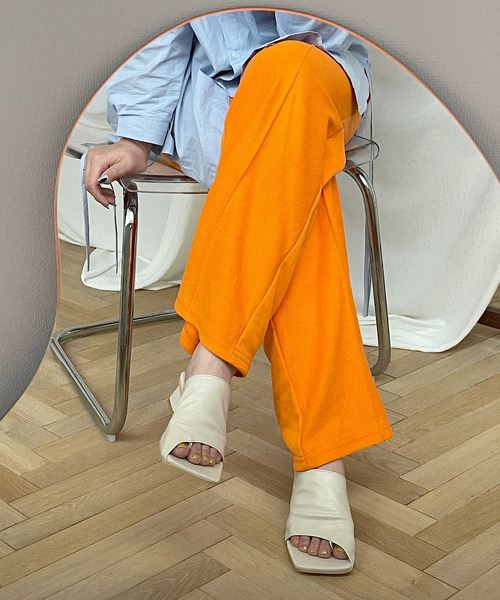 SANSeLF(サンセルフ)の「【SANSeLF】square open toe mule sans10s1(サンダル・レディース・ホワイト/ブラック/イエロー・40/38/39/35/36/37)」の19枚目の写真