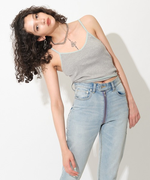 SPIRALGIRL(スパイラルガール)の「パット付きパイピングキャミソール(キャミソール・レディース・ブラック/グレー/オフホワイト・FREE)」の8枚目の写真