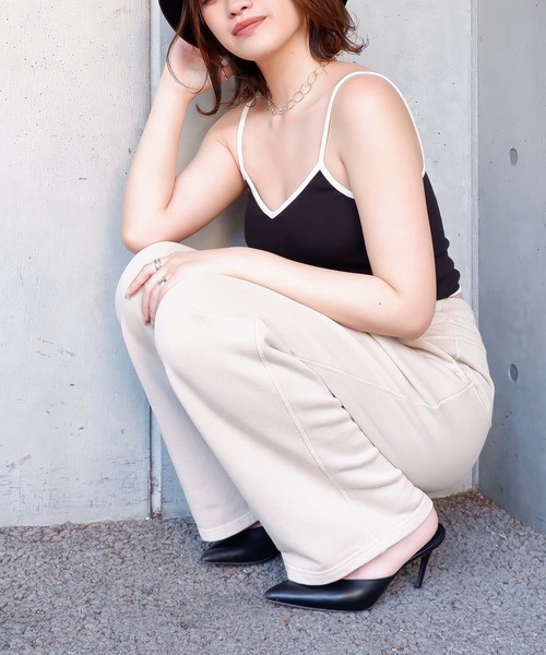 SPIRALGIRL(スパイラルガール)の「パット付きパイピングキャミソール(キャミソール・レディース・ブラック/グレー/オフホワイト・FREE)」の4枚目の写真