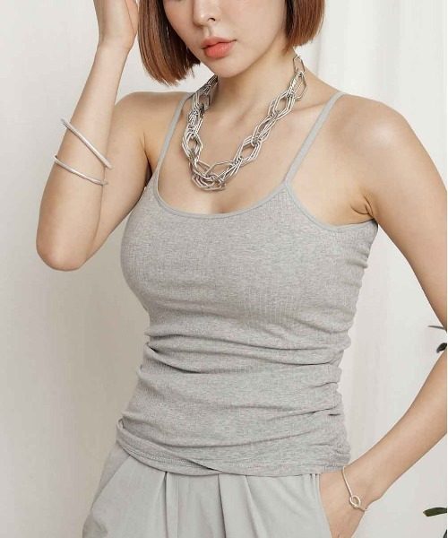 Chaco closet（チャコ クローゼット）の「リブ バックオープン カップ付きインナーレスキャミ（キャミソール・レディース・ホワイト/ブラック/ベージュ/グレー・FREE）」の22枚目の写真