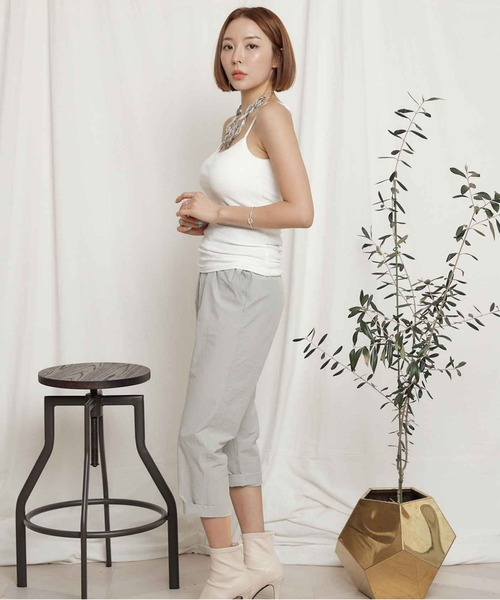 Chaco closet（チャコ クローゼット）の「リブ バックオープン カップ付きインナーレスキャミ（キャミソール・レディース・ホワイト/ブラック/ベージュ/グレー・FREE）」の13枚目の写真