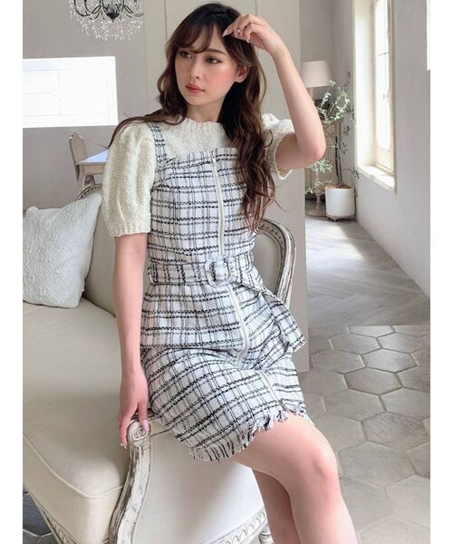 RESEXXY（リゼクシー）の「ブークレニットトップス（ニット/セーター・レディース・ホワイト/ブラック/ベージュ・FREE）」の8枚目の写真