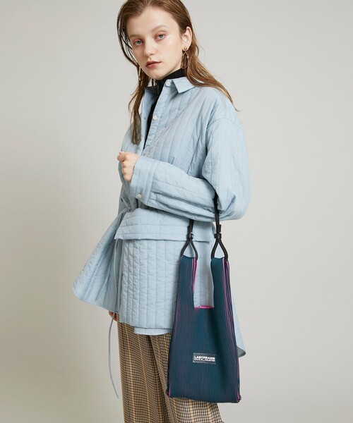 LASTFRAME(ラストフレーム)の「2トーンマーケットバッグスモール L21216(ショルダーバッグ・レディース・ダークグリーン/アイボリー・FREE)」の2枚目の写真