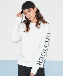 【オンライン限定】スリーブロゴトレーナー