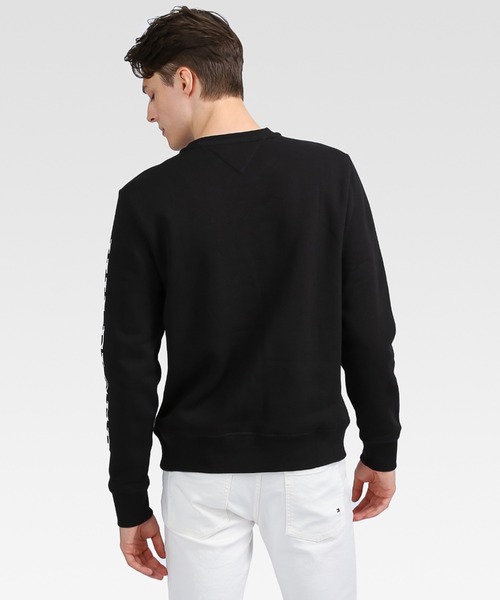 TOMMY HILFIGER（トミーヒルフィガー）の「【オンライン限定】スリーブロゴトレーナー（スウェット・メンズ・ホワイト/ブラック・SMALL/MEDIUM/LARGE/X-LARGE）」の9枚目の写真