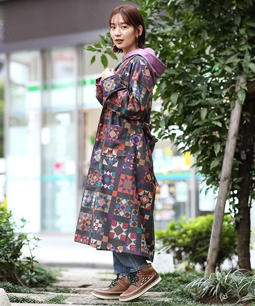 チチカカ（チチカカ）の「アメリカンキルトプリントガウン（チェスターコート・レディース・ブラック/レッド・FREE）」の3枚目の写真