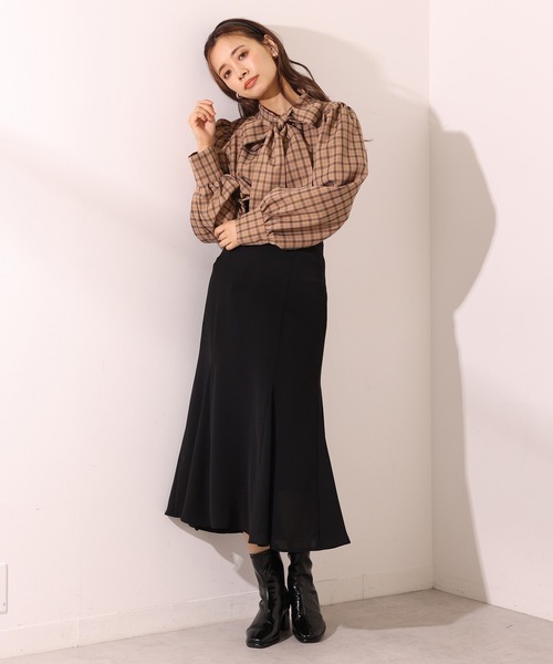 one after another NICE CLAUP(ワンアフターアナザーナイスクラップ)の「Mサイズあり バックレースアップマーメイドスカート(スカート・レディース・アイボリー/ホワイト系その他/ブラック/ブラウン系その他/ピンク・MEDIUM/LARGE)」の14枚目の写真