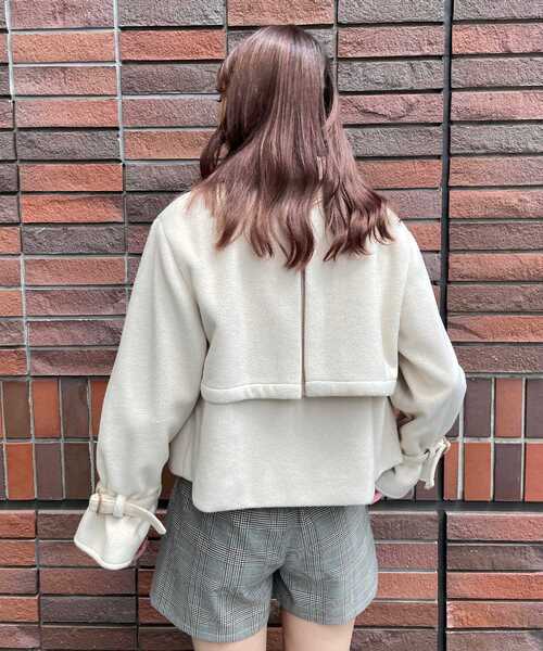 MAJESTIC LEGON（マジェスティックレゴン）の「Ladyショートコート（その他アウター・レディース・アイボリー/モカ/グレイッシュベージュ・SMALL/MEDIUM）」の19枚目の写真