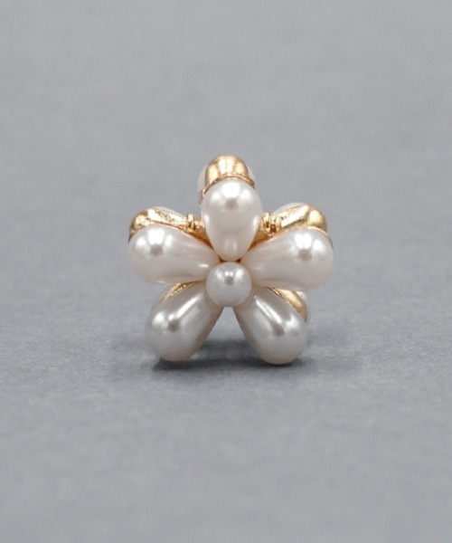 flower（フラワー）の「パールペタルクリップ（バレッタ/ヘアクリップ・レディース・ホワイト・FREE）」の4枚目の写真
