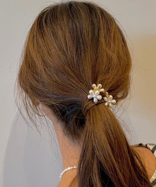 flower（フラワー）の「パールペタルクリップ（バレッタ/ヘアクリップ・レディース・ホワイト・FREE）」の6枚目の写真