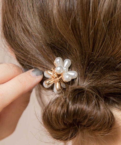 flower（フラワー）の「パールペタルクリップ（バレッタ/ヘアクリップ・レディース・ホワイト・FREE）」の9枚目の写真
