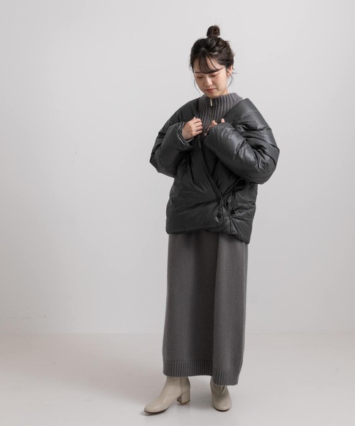 LAATO（ラート）の「ZIP KNIT ONE PIECE（ワンピース・レディース・ベージュ/グレー・FREE）」の10枚目の写真