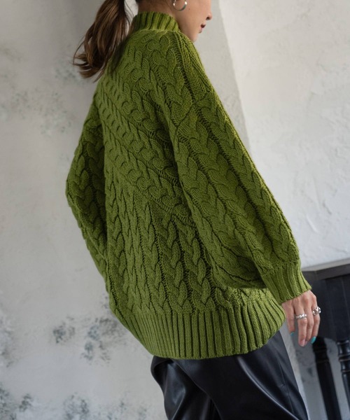 bohmal（ボマール）の「ケーブル切替ハイネックニット（ニット/セーター・レディース・ベージュ/アイボリー/グリーン/イエロー/アッシュグレー/ブラウン・FREE）」の6枚目の写真