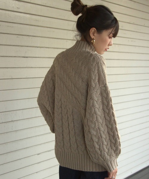 bohmal（ボマール）の「ケーブル切替ハイネックニット（ニット/セーター・レディース・ベージュ/アイボリー/グリーン/イエロー/アッシュグレー/ブラウン・FREE）」の16枚目の写真
