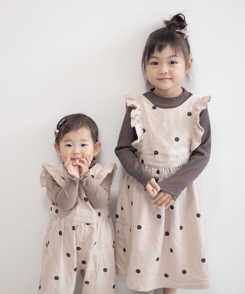 apres les cours(アプレレクール)の「WEB限定 2Pドットフリルジャンスカ(ジャンパースカート・キッズ・ベージュ/アイボリー/ブラウン・120cm/130cm/140cm/80cm/90cm/110cm/100cm)」の5枚目の写真