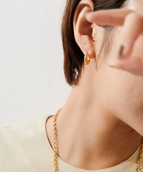 ear PAPILLONNER（イアパピヨネ）の「【WEB限定】ステンレスムーンピアス（ピアス（両耳用）・レディース・シルバー/ゴールド・FREE）」の13枚目の写真