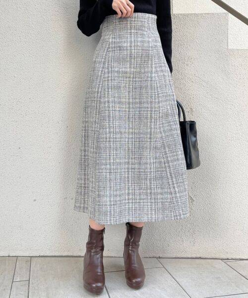 MAJESTIC LEGON（マジェスティックレゴン）の「バックリボンツイードスカート（スカート・レディース・ブラック系その他/グレー系その他/ブラウン系その他2・MEDIUM）」の6枚目の写真