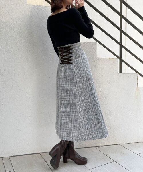 MAJESTIC LEGON（マジェスティックレゴン）の「バックリボンツイードスカート（スカート・レディース・ブラック系その他/グレー系その他/ブラウン系その他2・MEDIUM）」の12枚目の写真