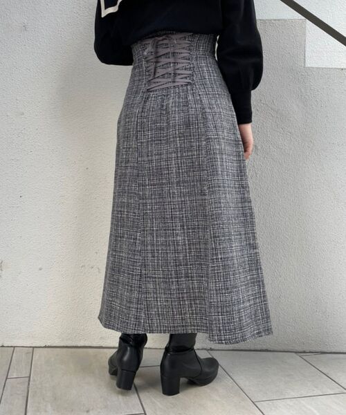 MAJESTIC LEGON（マジェスティックレゴン）の「バックリボンツイードスカート（スカート・レディース・ブラック系その他/グレー系その他/ブラウン系その他2・MEDIUM）」の18枚目の写真