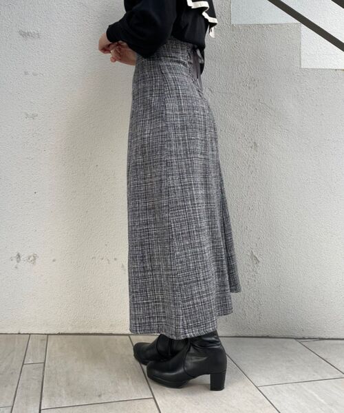 MAJESTIC LEGON（マジェスティックレゴン）の「バックリボンツイードスカート（スカート・レディース・ブラック系その他/グレー系その他/ブラウン系その他2・MEDIUM）」の20枚目の写真