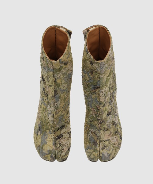 Maison Margiela(メゾンマルジェラ)の「ANKLE BOOT(ブーツ・レディース・ベージュ系その他・38/36/37)」の4枚目の写真