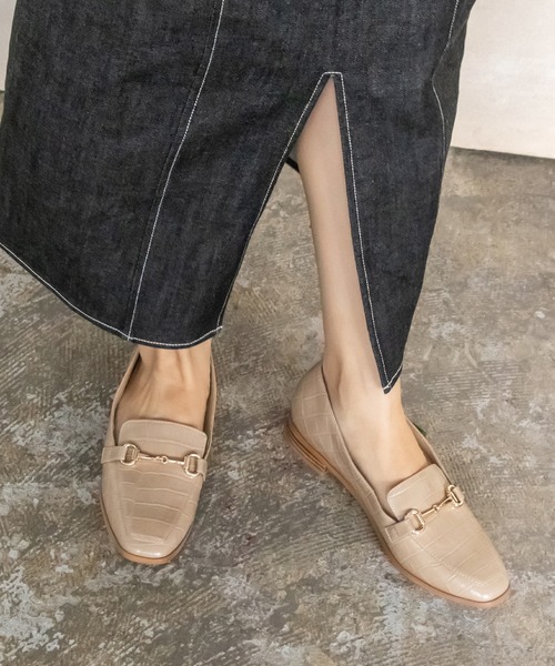 RANDA(ランダ)の「ストレスフリー/晴雨兼用 ソフト ベーシックビットローファー(ローファー・レディース・ブラック/ベージュ/アイボリー/ブラック系その他・LL/L/M/S)」の4枚目の写真