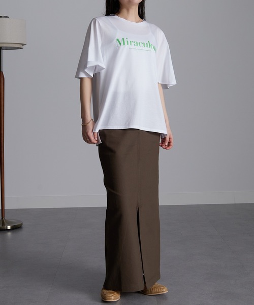 RANAN(ラナン)の「ひんやり!綿100%フレア袖大人ロゴTシャツ(Tシャツ/カットソー・レディース・ブラック系1/ブラック系2/ブラウン系1/ネイビー系1/ライラック/ホワイト系1/ホワイト系3/ホワイト系2/ピンク・M/LL/L)」の22枚目の写真