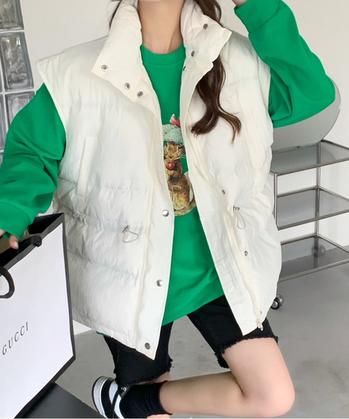 emi+（エミプラス）の「ノースリーブフェイクダウン（ダウンベスト・レディース・ブラック/ベージュ/グリーン・FREE）」の7枚目の写真