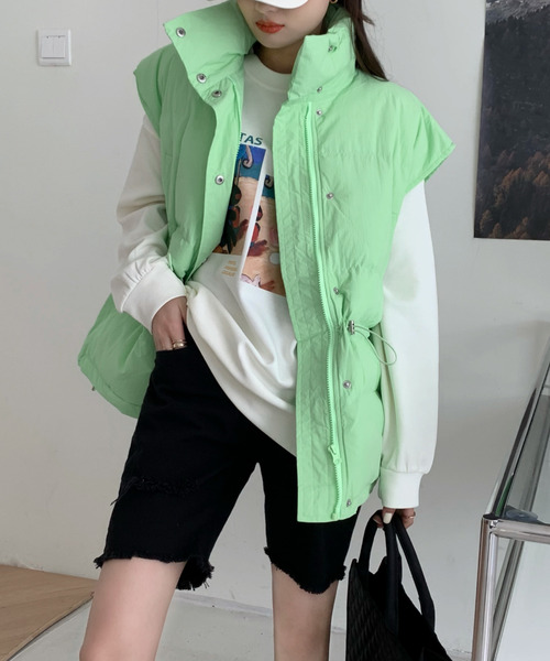 emi+（エミプラス）の「ノースリーブフェイクダウン（ダウンベスト・レディース・ブラック/ベージュ/グリーン・FREE）」の13枚目の写真