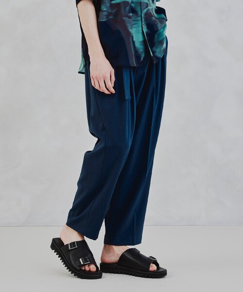 tk.TAKEO KIKUCHI（ティーケータケオキクチ）の「◆リネンライク多タックパンツ（スーツパンツ・メンズ・ブラック/ネイビー/アイボリー系6・02/03/66）」の3枚目の写真