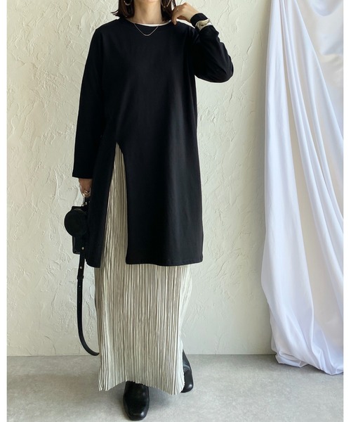 She's Closet(シーズクローゼット)の「フロントサイドスリット入りプルオーバー長袖無地ロングTシャツ(Tシャツ/カットソー・レディース・パープル/ブラック/オフホワイト・FREE)」の8枚目の写真