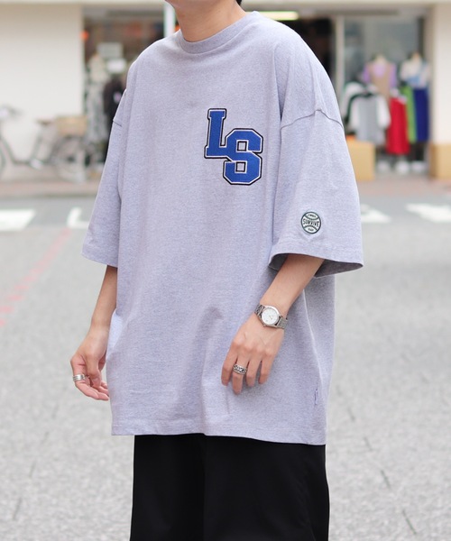 ILL'S（イルズ）の「オーバーサイズ LSカレッジロゴ刺繍 Tシャツ【ILL'S】（Tシャツ/カットソー・メンズ・ホワイト/ブラック/グリーン/杢グレー・FREE）」の4枚目の写真