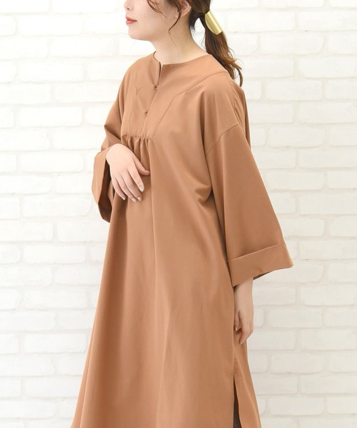 sango（sango）の「リネンタッチキーネックサイドスリットワンピース（ワンピース・レディース・ブラウン系その他/ブラック/マスタード/キナリ・FREE）」の22枚目の写真