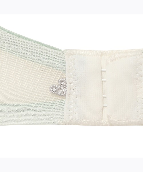 AMOSTYLE BY Triumph(アモスタイルバイトリンプ)の「AMOSTYLEホープブラ ブラジャー ヴィンテージ ブロイダリー【B,C,Dカップ】AMST1392 WHU JX(ブラジャー・レディース・ホワイト/ブラウン/ブルー・B65/B70/C70/D70/B75/C65/C75/D65/D75)」の15枚目の写真