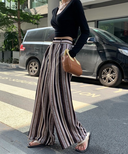 Diosfront（ディオスフロント）の「夏に履きたい！ハイウエストパネルストライプ柄ワイドパンツ（その他パンツ・レディース・ブラック/ネイビー/レッド・S/M）」の21枚目の写真