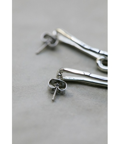 STYLEMIXER（スタイルミキサー）の「リーブチェーンピアス（ピアス（両耳用）・レディース・シルバー/ゴールド・FREE）」の4枚目の写真