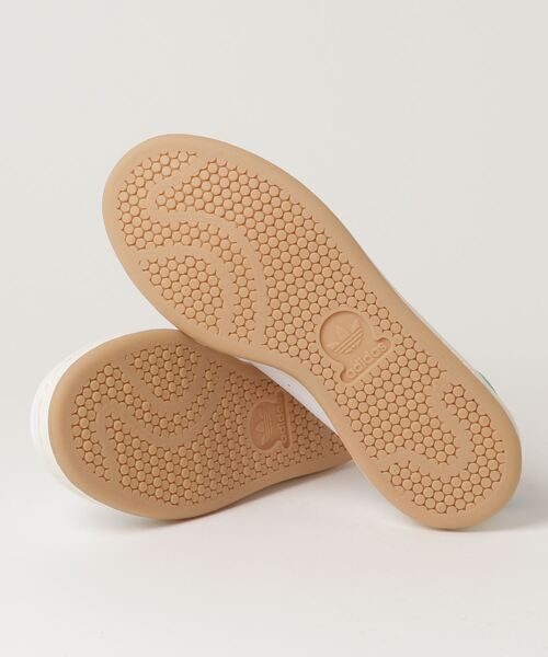 adidas Originals(アディダスオリジナルス)の「adidas Originals/アディダスオリジナルス STAN SMITH/スタンスミス(スニーカー・メンズ・ホワイト・24.5cm/23cm/27cm/25.5cm/25cm/26.5cm/24cm/26cm/23.5cm/27.5cm/22.5cm/28cm)」の3枚目の写真