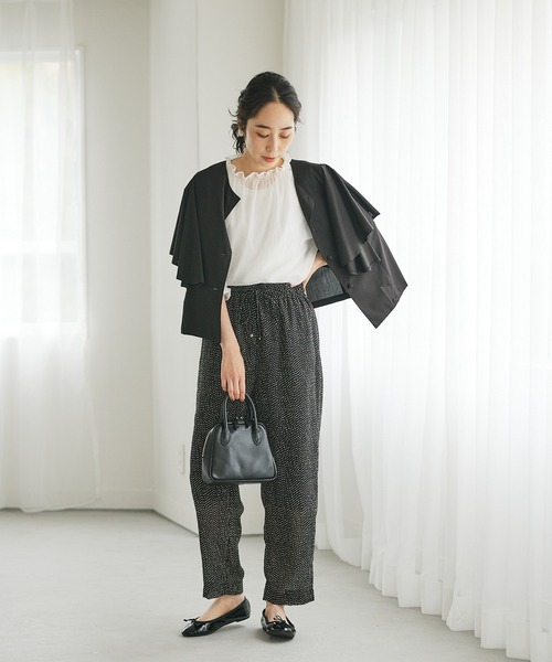 PUAL CE CIN（ピュアルセシン）の「【Du noir】ひらりと揺れる褒められサマージャケット（ノーカラージャケット・レディース・ブラック/ベージュ・FREE）」の8枚目の写真