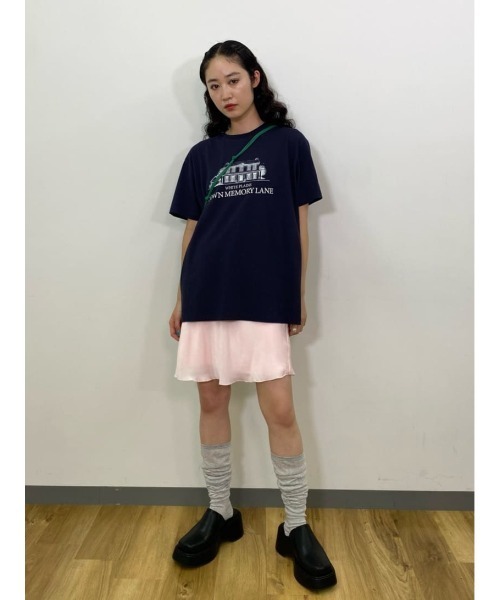 MOUSSY（マウジー）の「DOWN MEMORY LANE Tシャツ（Tシャツ/カットソー・レディース・アイボリー/ライトピンク/ダークネイビー・FREE）」の17枚目の写真