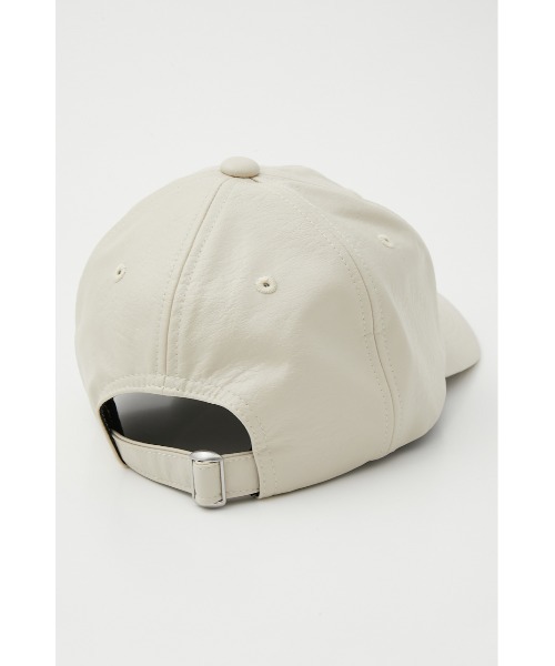 AZUL by moussy(アズールバイマウジー)の「FAUX LEATHER CAP/フェイクレザーキャップ(キャップ・レディース・ブラック/ライトブラウン/アイボリー・FREE)」の4枚目の写真