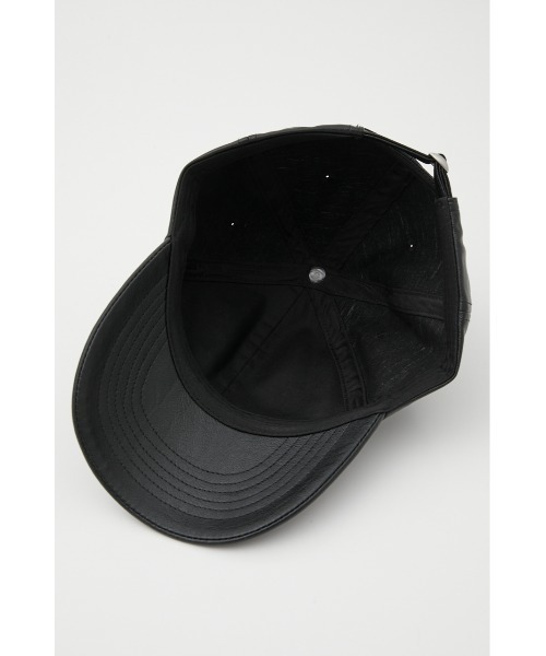 AZUL by moussy(アズールバイマウジー)の「FAUX LEATHER CAP/フェイクレザーキャップ(キャップ・レディース・ブラック/ライトブラウン/アイボリー・FREE)」の22枚目の写真